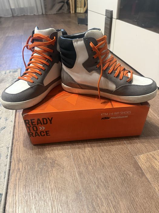 Продам мото боты