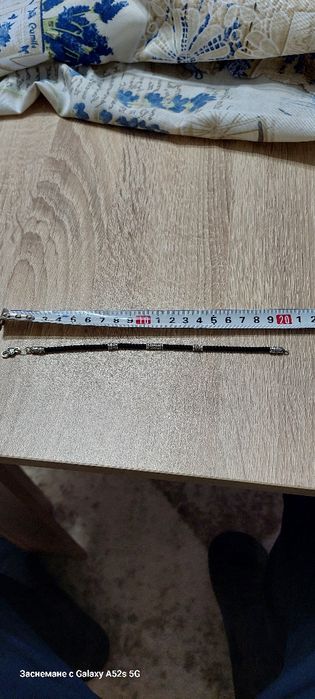 Сребърна гривна, с копринени конци