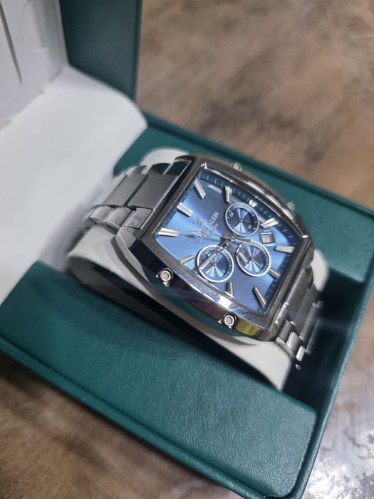 Часы Daniel Klein