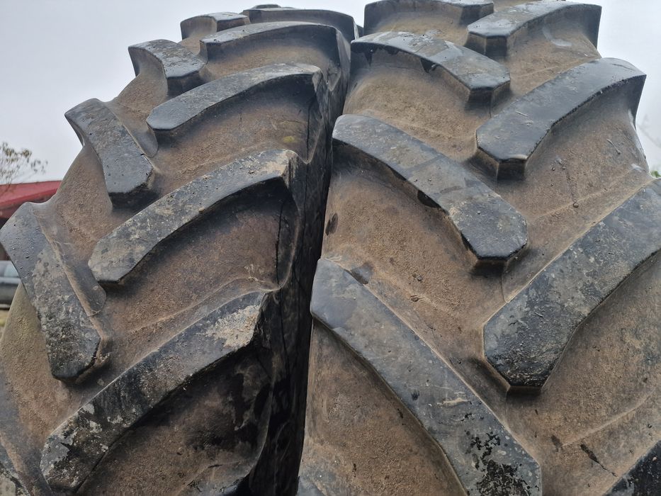 CAUCIUCURI agri 13.6R46 (340/85R46) marca Alliance