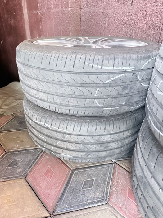 Летние резины с дисками  245/40/19, 275/35/19