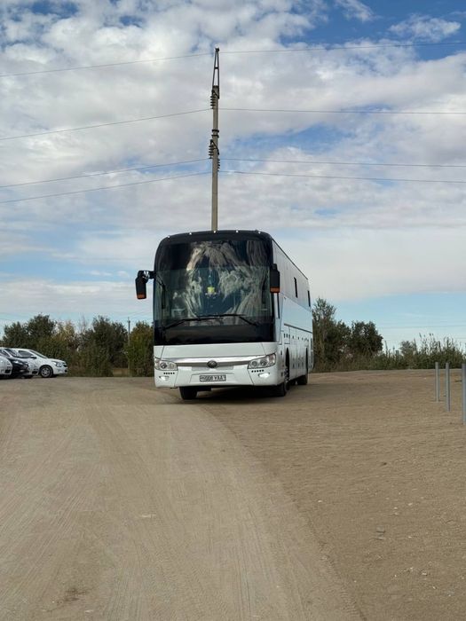 Автобус YUTONG Сотилади 2020 йил холати ало заводской газ колган малум