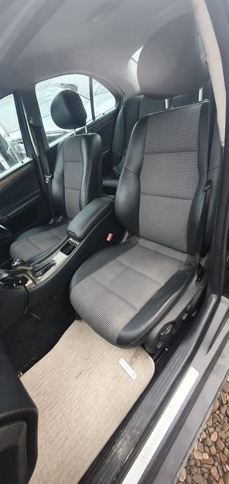 Dezmembrez Mercedes C200 w203 an 2006 120cp motor 2.2 OM646 646.963 cutie viteza automata kit injectie injector rampa injectoare pompa inalta turbina trager complet compresor clima ac alternator electromotor Mercedes Benz C E Class c220 w211 Sprinter Vito