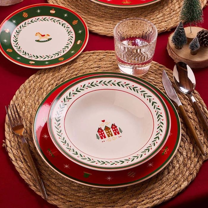 Коледен порцеланов сервиз