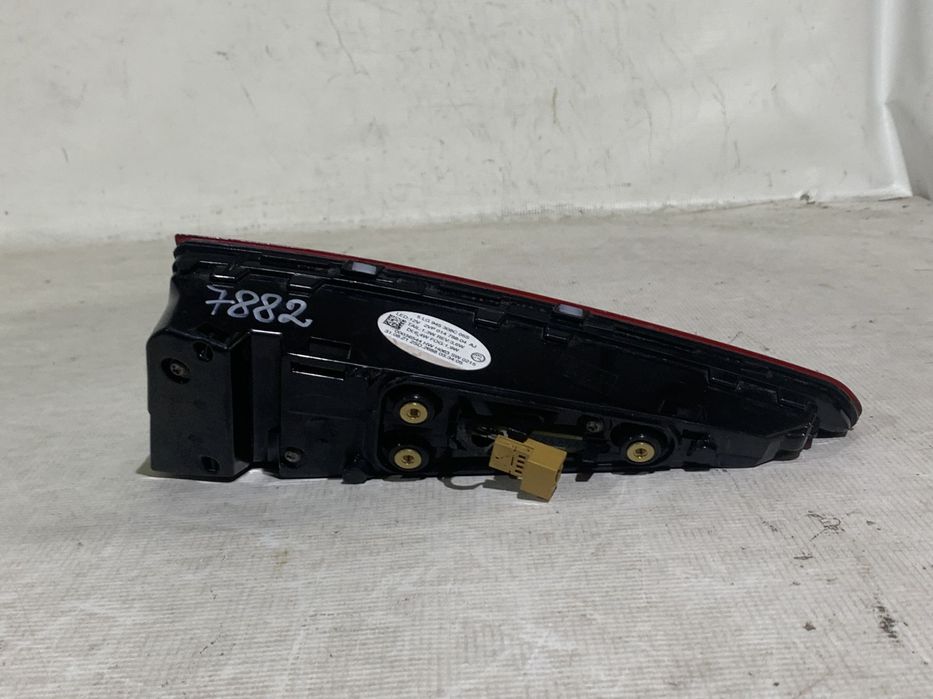 Lampa stop dreapta pe hayon, Skoda Enyaq, 2021, 2022, 2023, 2024, cod origine OE 5LG945308C.