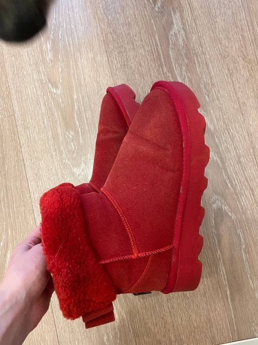 Продам угги зимние 36 размер