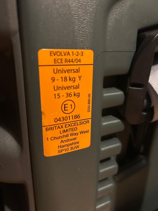 Scaun auto de copii Britax Romer Isofix impecabil