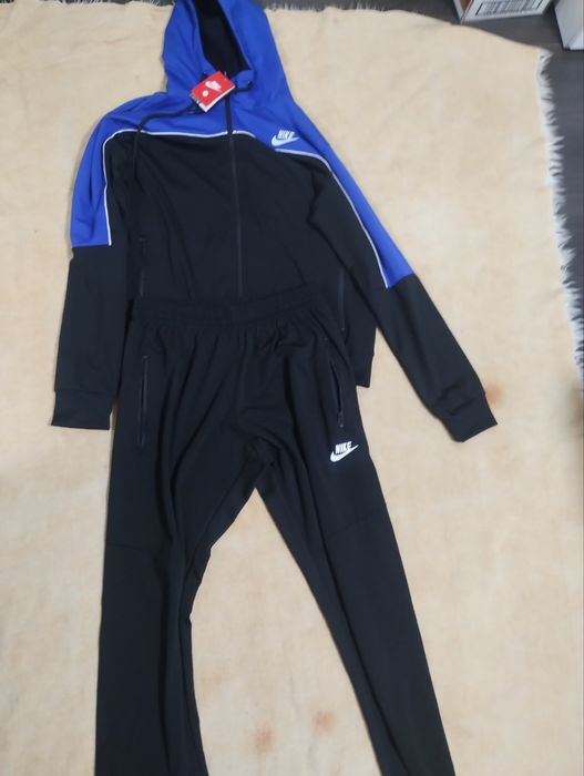 Анцузи мъжки - Nike
