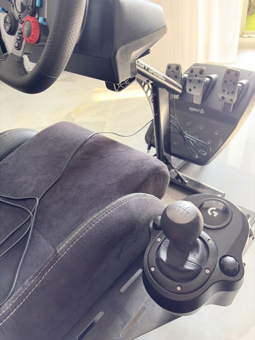 PLAYSEAT + volan schimbator pedale + PS4 (gaming set)