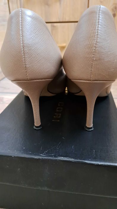 Pantofi dama bej marimea 39