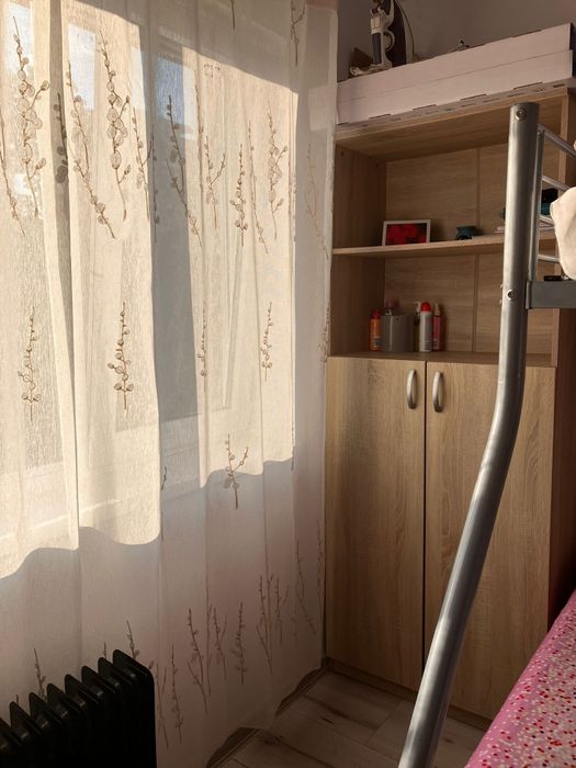 Caut colega de garsoniera