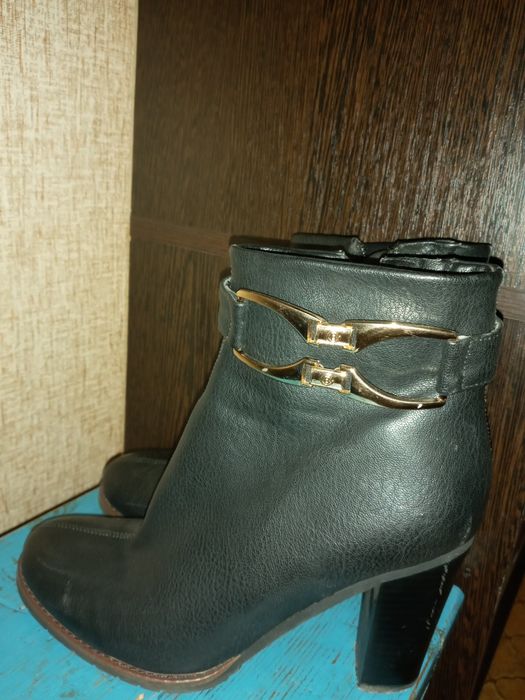 Продам ботиночки осень-весна