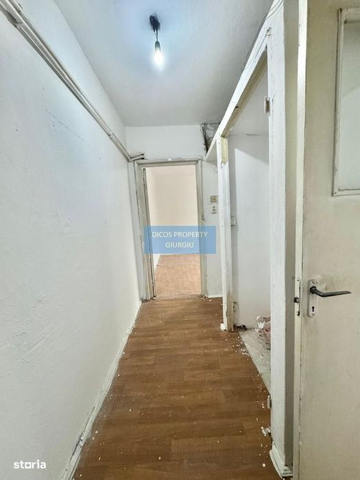 Apartament 2 camere de vânzare, Strada Tineretului, etaj 2
