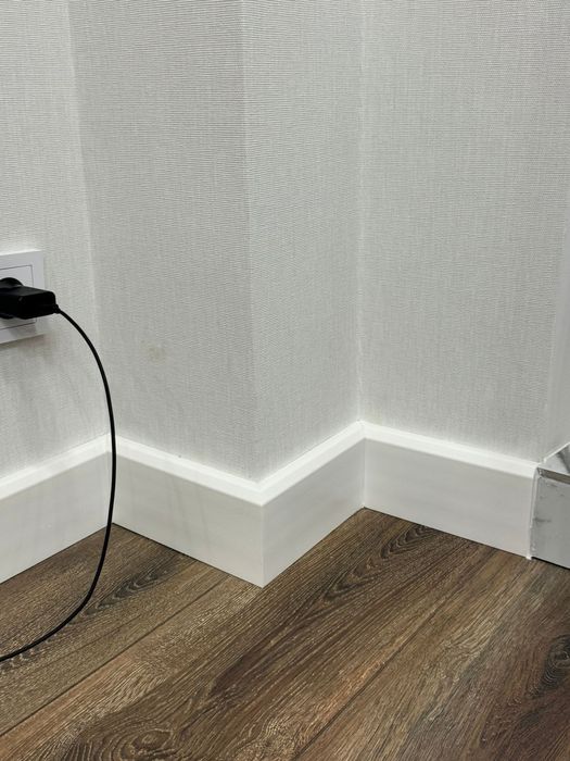 Установка плинтуса