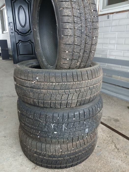 Продам зимние шины