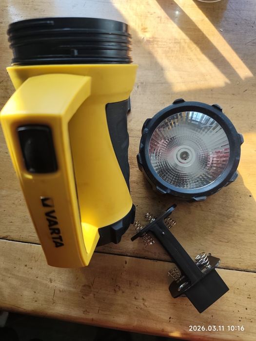 Прожектор VARTA като нов