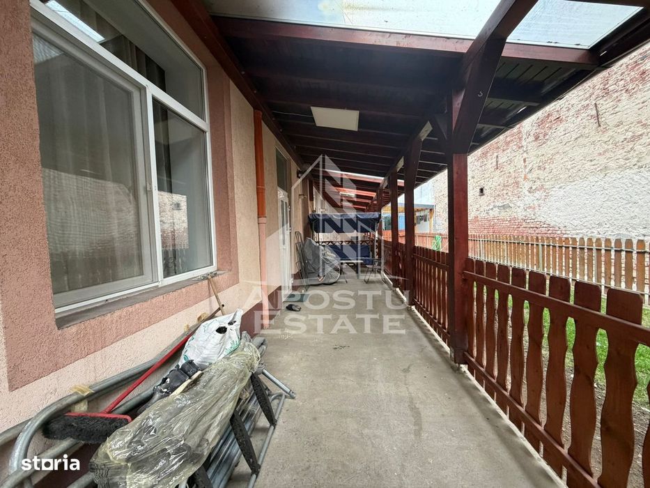 Apartament cu 2 camere, centrala proprie,  teren 99 mp, zona Iosefin