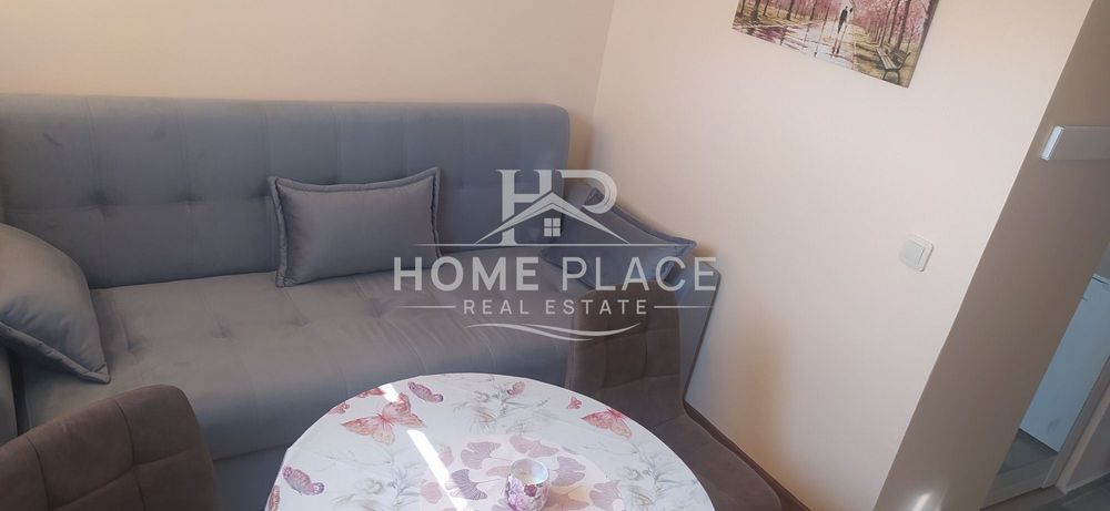 Дава се под наем Едностаен апартамент в Варна, Център - 17 кв.м за 239.19 € - Снимка #2
