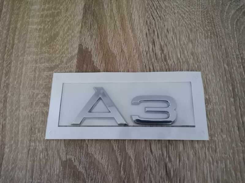 сребриста емблема Audi A3