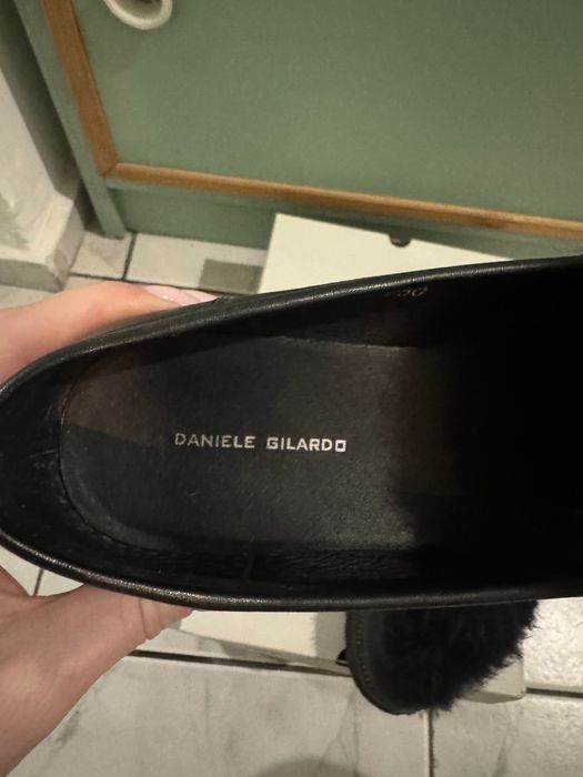 Дамски обувки от естествена кожа