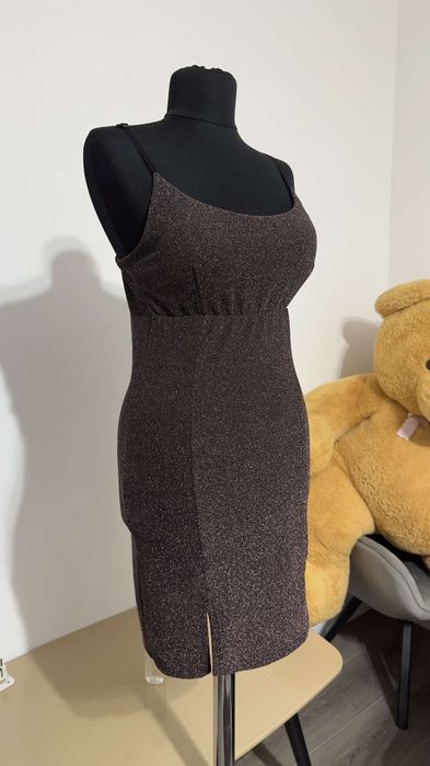 Vând rochiță de ocazie