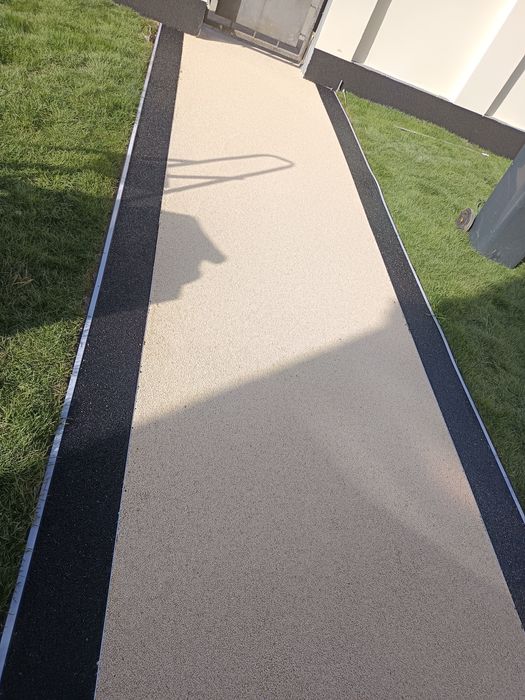 Covor de piatră cu rășină