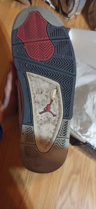 Vând Jordan 4  Retro Midnight Navy