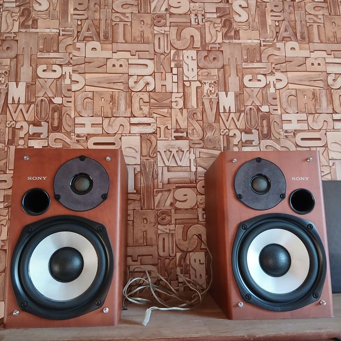 Колонки сони в отличном состоянии