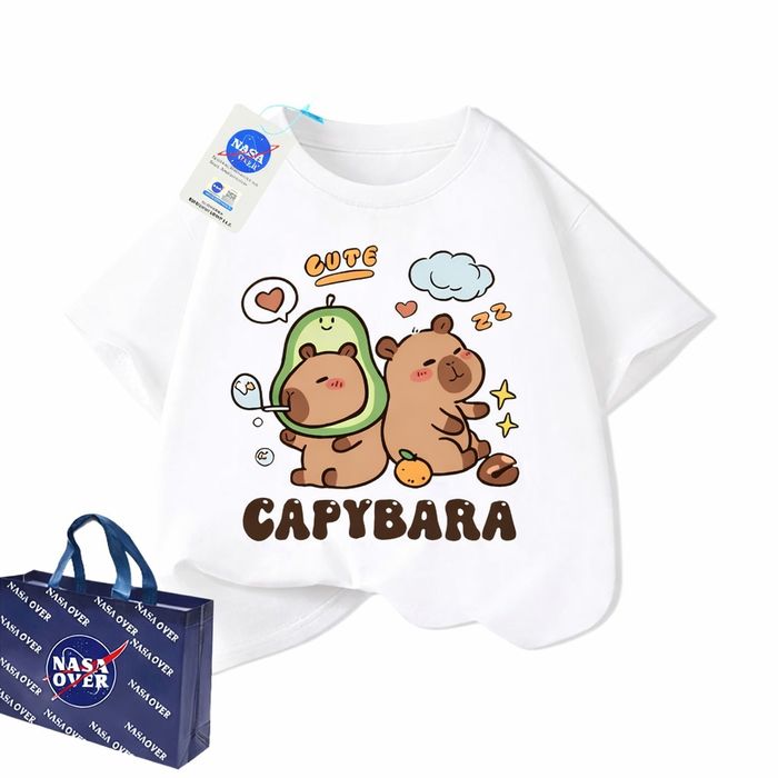 Футболка с рисунком капибара
