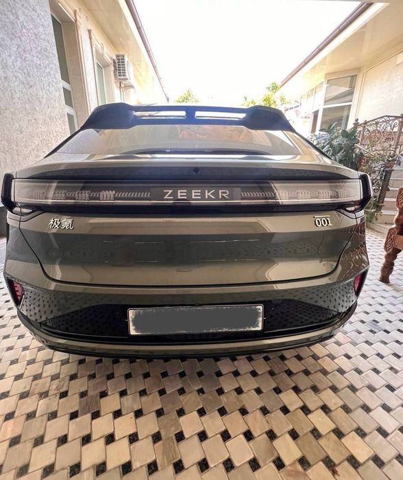 Продаётся автомобиль "Zeekr 001" restayling.