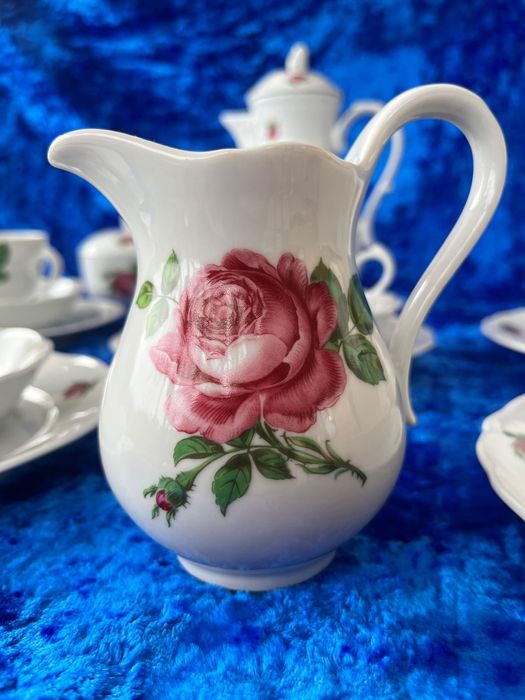 Елегантен чаен сервиз TIRSCHENREUTH Bavaria