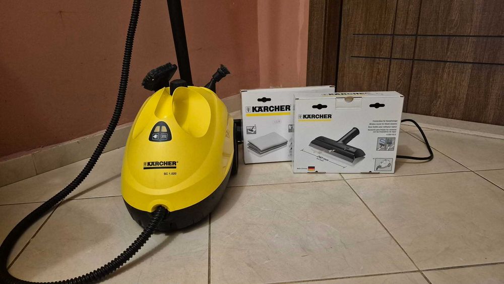 Парочистачка Karcher с аксесоари за прозорци и нови микрофибърни кърпи