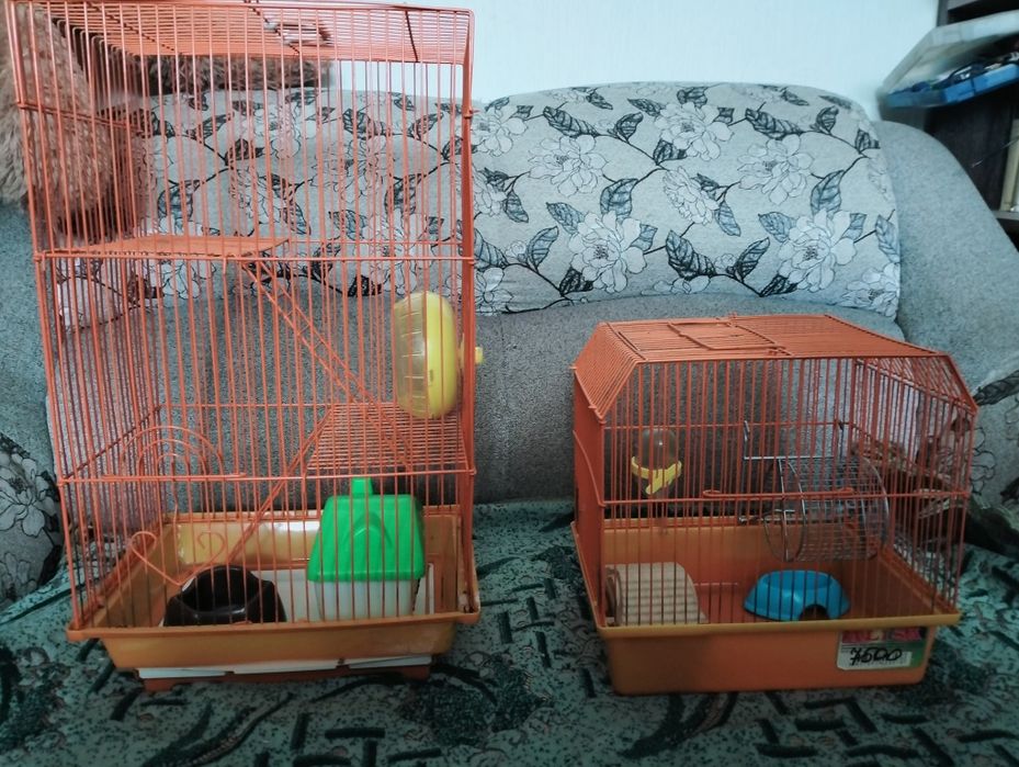 Продам клетки для хомяков