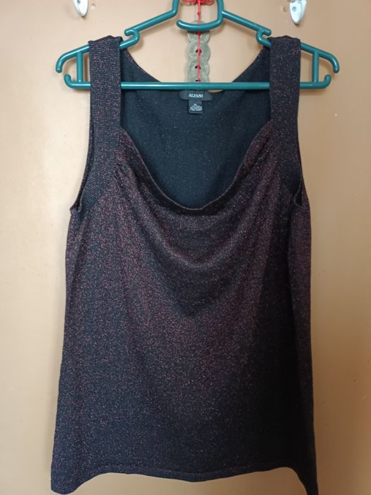 Продам женские вещи