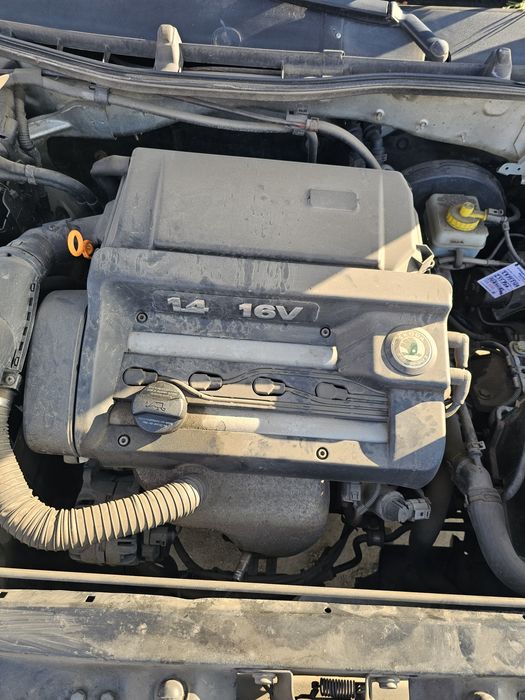 Motor vw golf 4, skoda octavia 1 ,benzina cod motor AXP