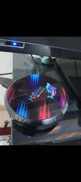 Телевизор Philips с приставкой андроид