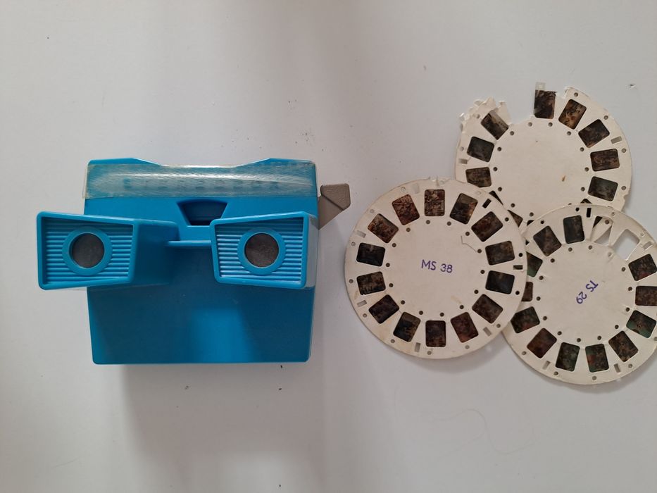 Стари соц играчки-стереоскоп