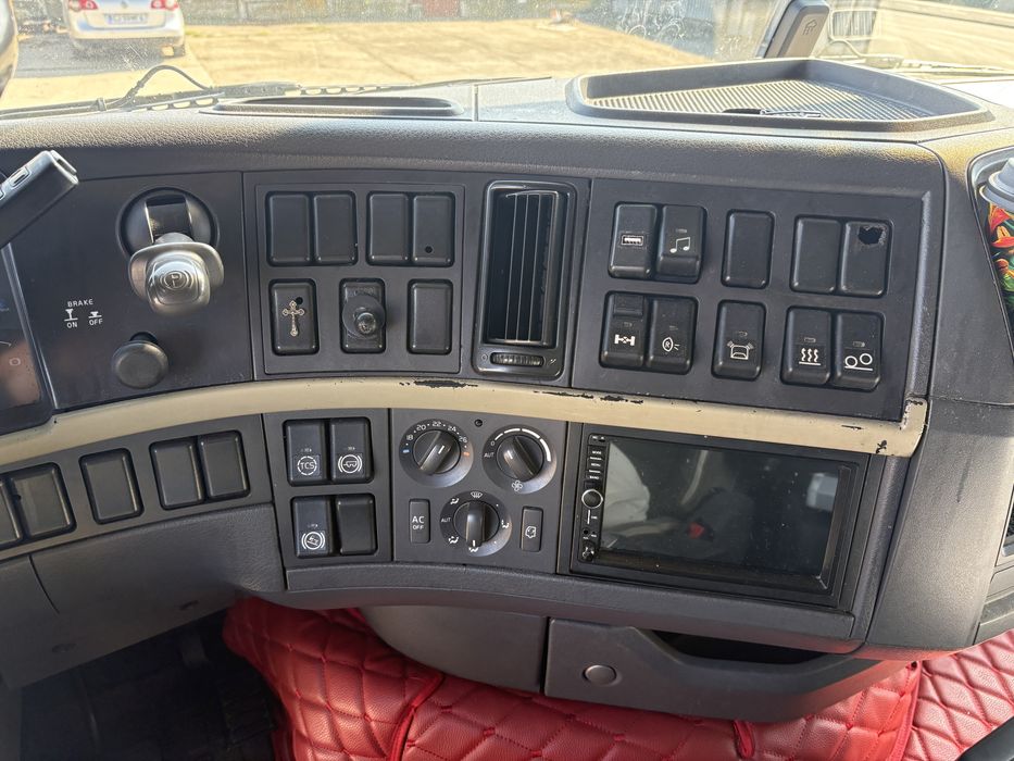 Volvo FH 460 2014 3 axe