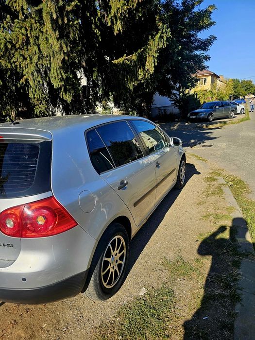 Golf 5 2004 1.6 benzina