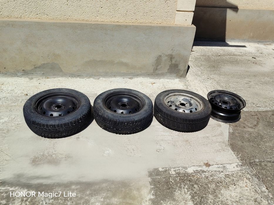Vând 4Jenti Logan+4jenti Renault pentru Duster