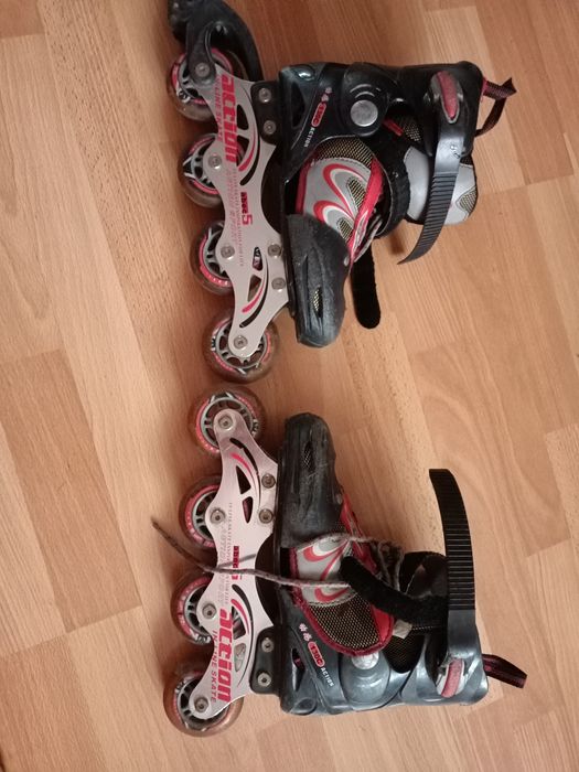 Роликивые коньки