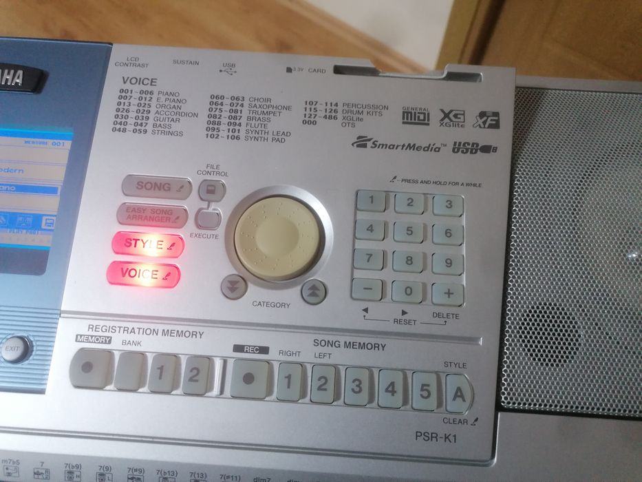 YAMAHA PSR K1  workstation SD keyboard pian orga