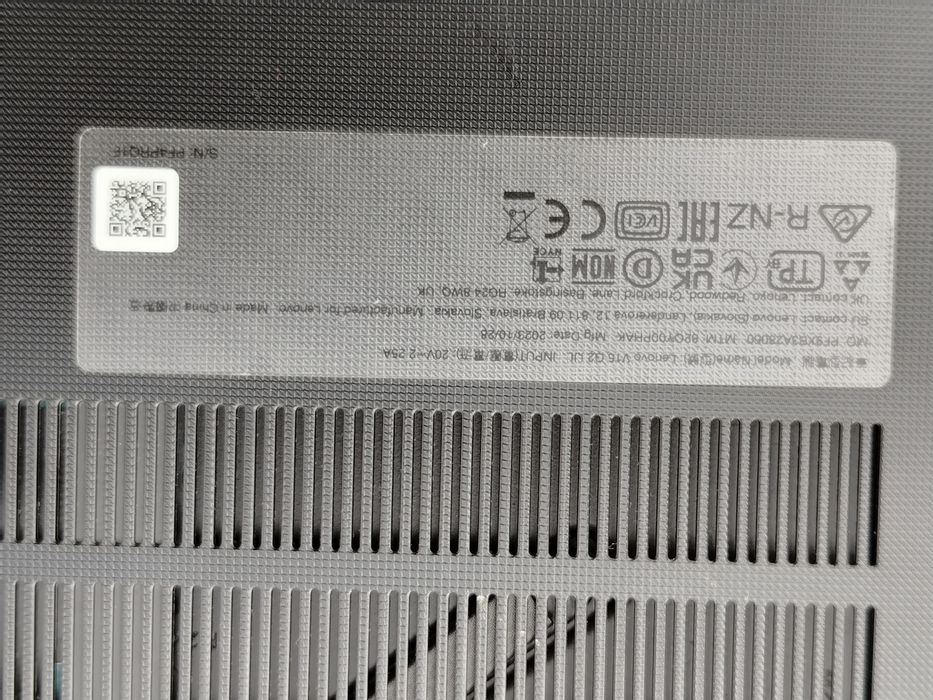 Продаю ноутбук LENOVO