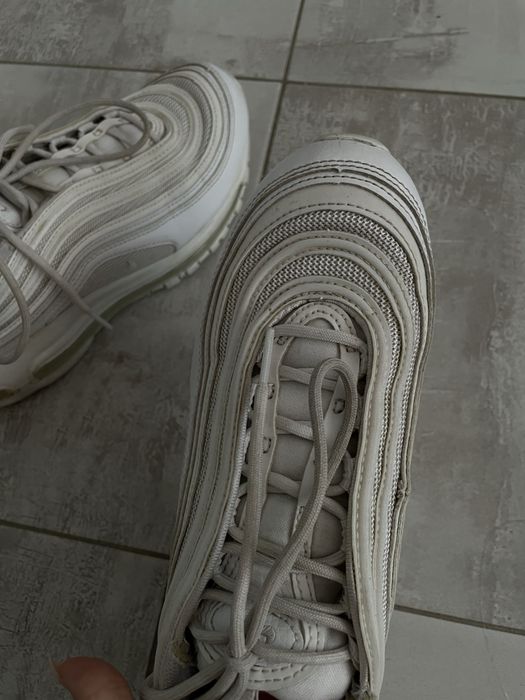 Nike Air Max 97.