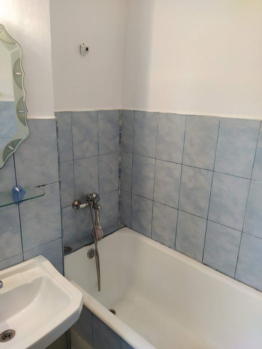 Inchiriez apartament 2 camere