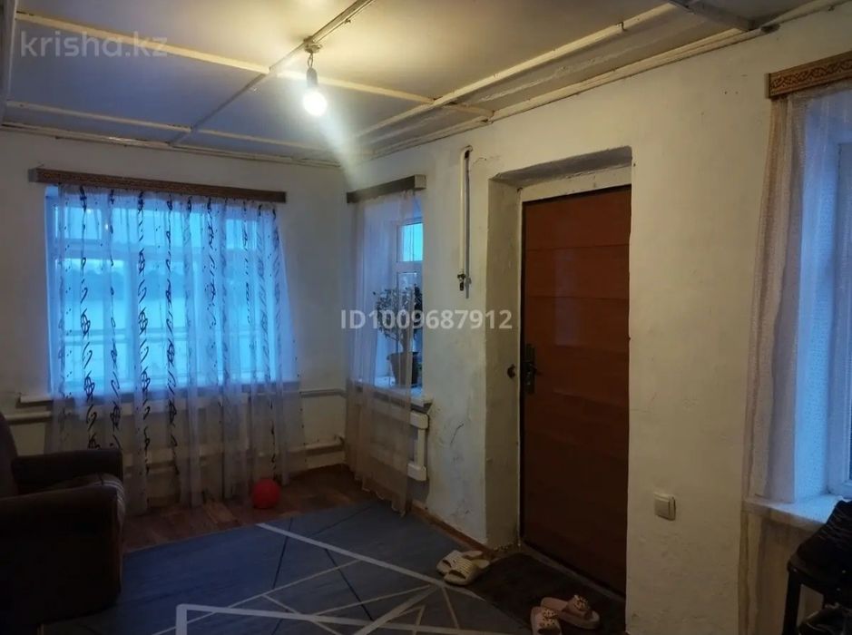 Продается дом с большим участком