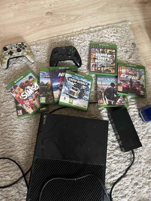 Xbox one  СПЕШНО!!!