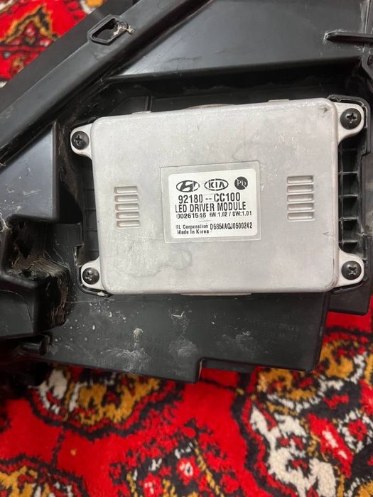 Kia sonet old fara