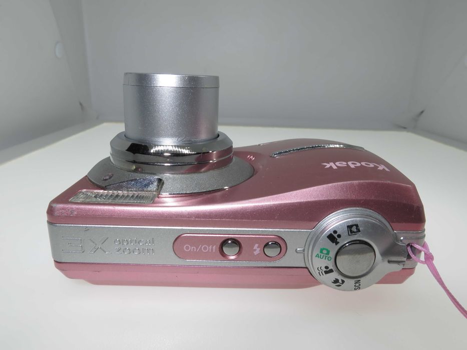 Kodak EasyShare C713 розов компактен фотоапарат, ретро цифрова камера Кодак, 7 мегапиксела и 3х оптичен зум, работи и снима с отлично качество