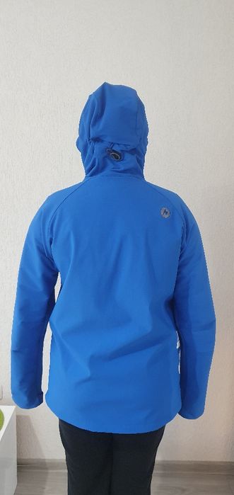 Vând geacă softshell